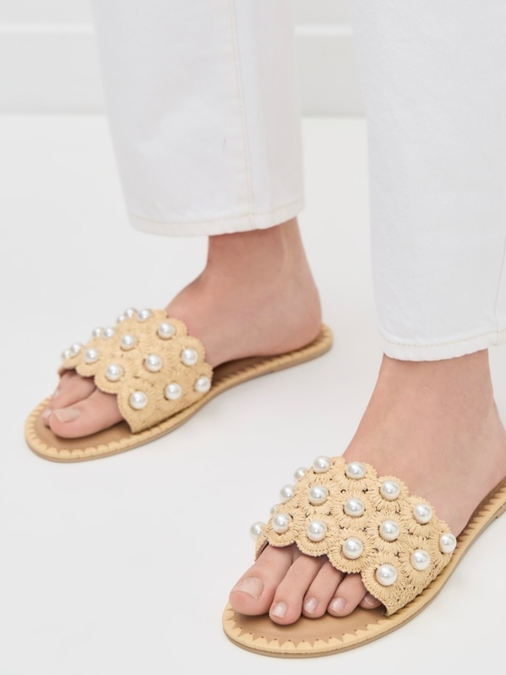 Gianni Bini Justise Raffia Pearl Flat Slide Sandals Size 8.5 NIB